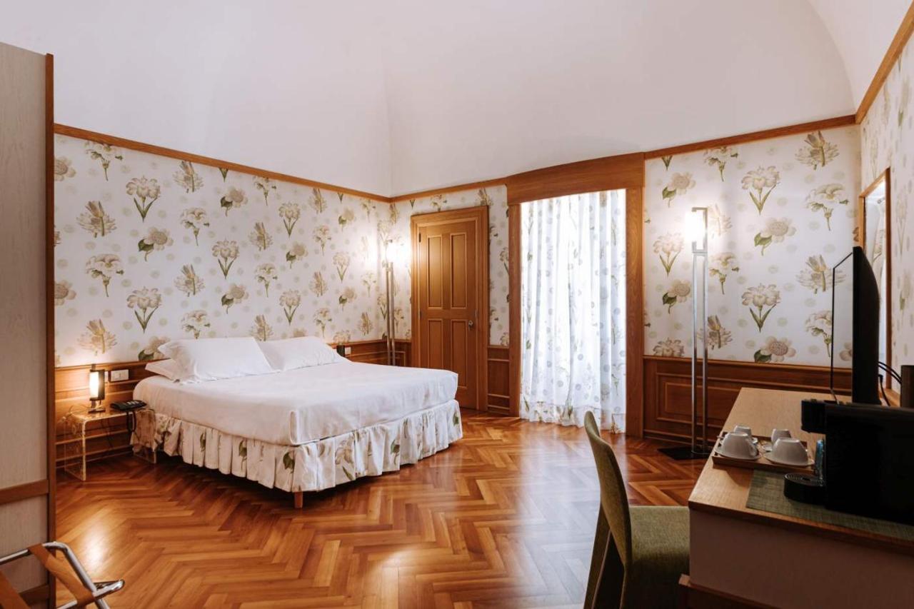 Santa Rosa Relais Noci